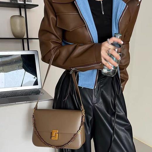 秋冬小众高级感斜挎包潮流复古小方包韩版洋气单肩腋下女包邮差包 商品图1