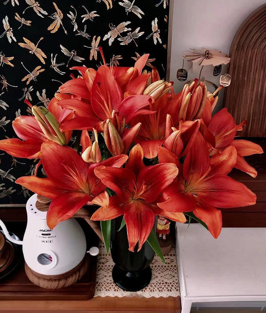 繁花同款  红宝石百合 · 年宵花束 商品图0