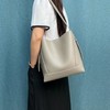 2023春夏真皮女包潮流时尚大容量牛皮水桶包新款真皮斜挎单肩包 商品缩略图1