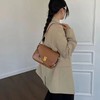 秋冬小众高级感斜挎包潮流复古小方包韩版洋气单肩腋下女包邮差包 商品缩略图2
