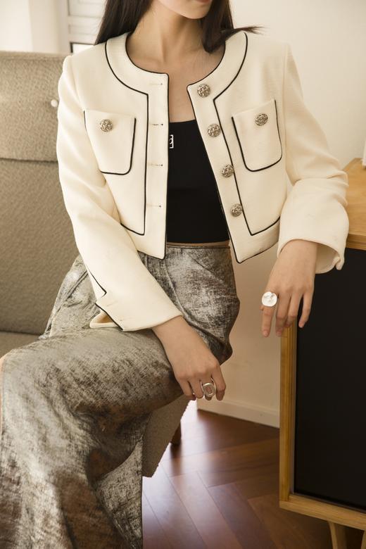 刺绣嵌边小香外套 商品图1