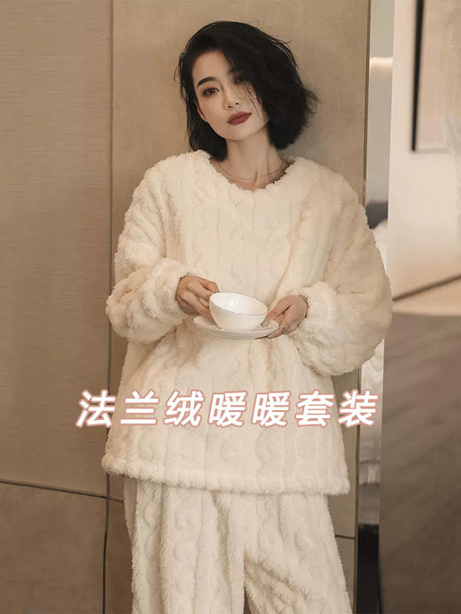 【抽奖】【儿童成人服饰福袋】长款棉服、毛衣、围巾、裙子、卫衣、家居服、棉拖龙年喜庆【年后发货】 商品图4