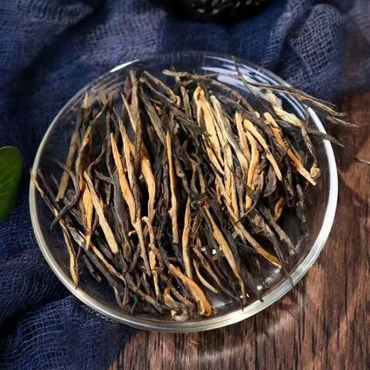 中茶 滇红琥珀金针红茶礼盒200g 商品图4