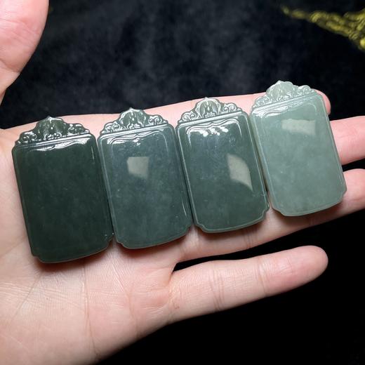 和田玉吊坠-且末蓝中号无事牌 商品图0