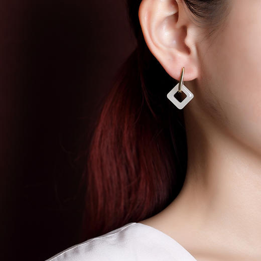 【长亭旧雪】S925银镀金和田玉几何方形耳饰【CW-EJ00291】 商品图3