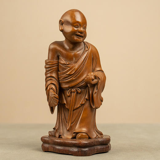 清 黄杨木雕活佛济公人物像 商品图0