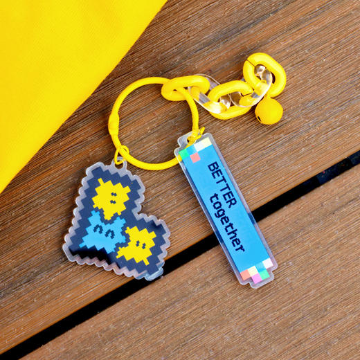 咔哒心系列亚克力钥匙链 商品图0