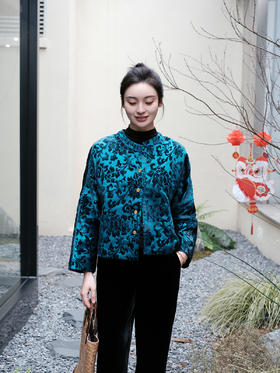 盛唐牡丹|真丝漳绒宝石蓝卷草纹小立领单一字扣外套