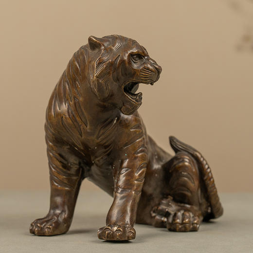 清 铜虎摆件 商品图1
