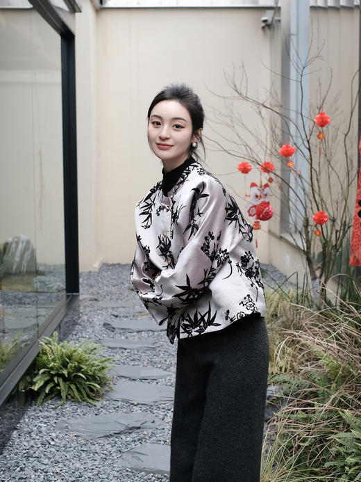 微瑕秒杀| 盛唐牡丹 |胭脂雪真丝漳绒圆领外套[特价品]](特殊商品不退不换) 商品图7