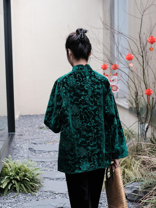盛唐牡丹 |绿色漳绒八宝葫芦纹外套 商品图4