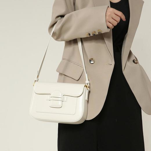新款高级感时尚简约通勤风小方包糖果色百搭腋下斜挎包女 商品图3