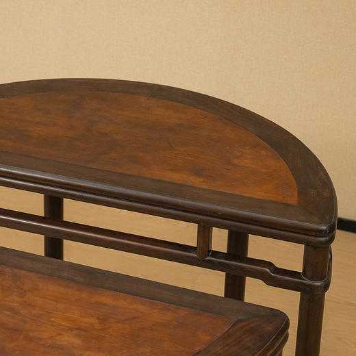 清 红木镶楠木面圆包圆罗锅枨矮栳月牙桌（一对） 商品图3