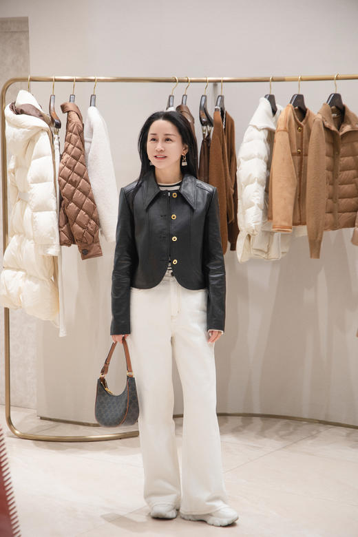 卓雅翻领短外套Q101601C 商品图3