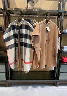 国内现货Burberry 巴宝莉bbr均码斗篷 ¥4400元到手