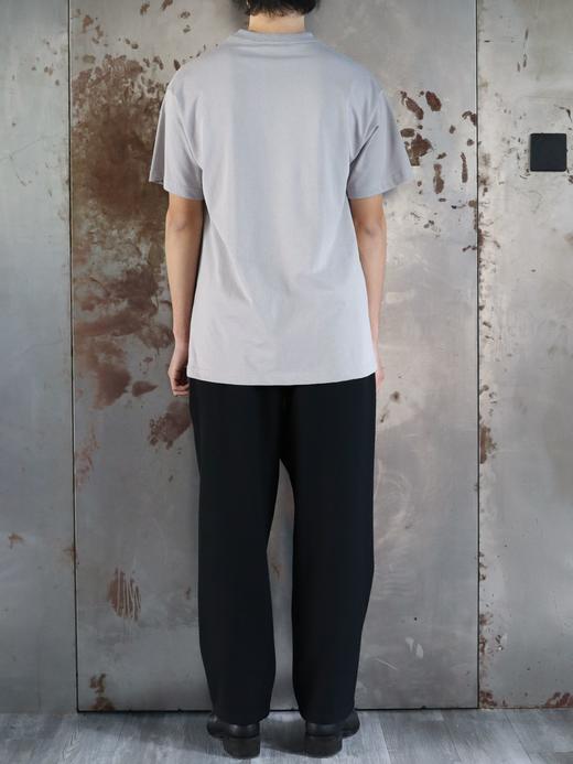 TYRONE-灰色校徽印花T恤 商品图2