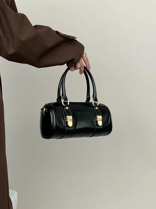 INJOYLIFE-锁扣法棍包 商品图0