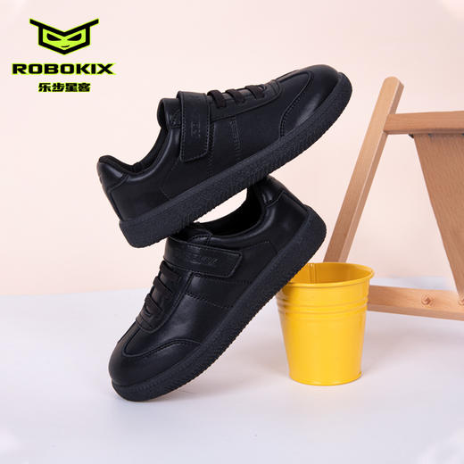 ROBOKIX新款儿童魔术扣休闲运动鞋 商品图0