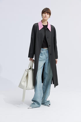 翻领撞色长款风衣