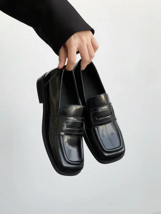 INJOYLIFE-方头光面乐福鞋 商品图0