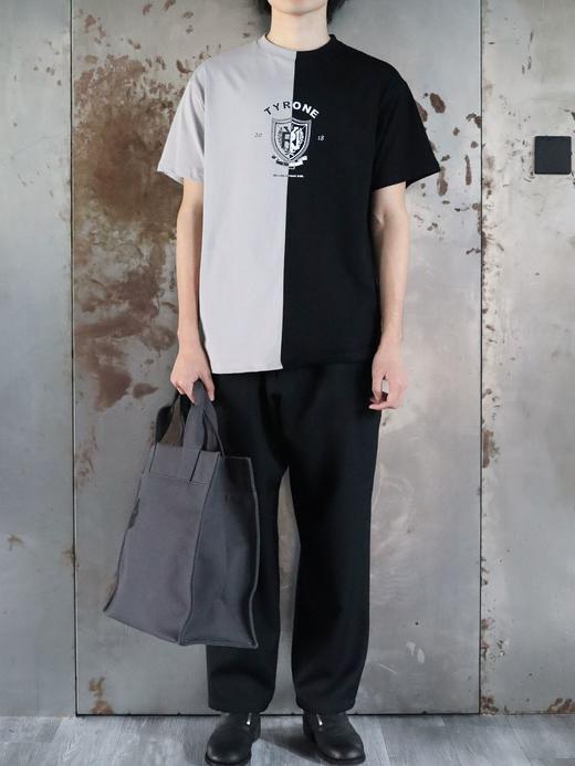 TYRONE-拼色校徽印花T恤 商品图0