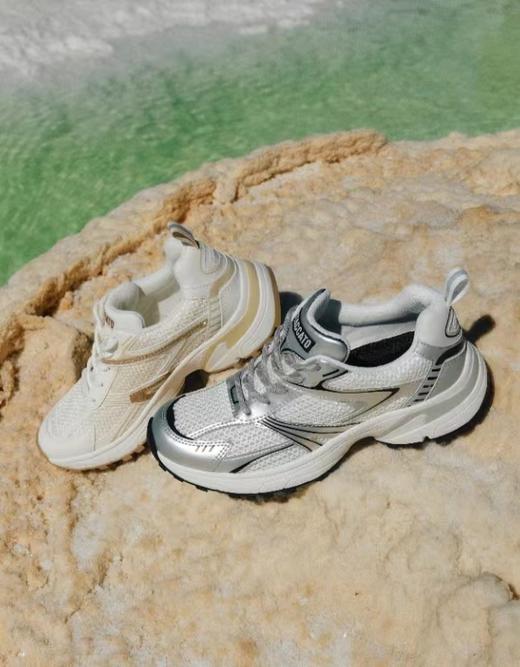 思加图STACCATO 老爹鞋  EVD01 商品图0