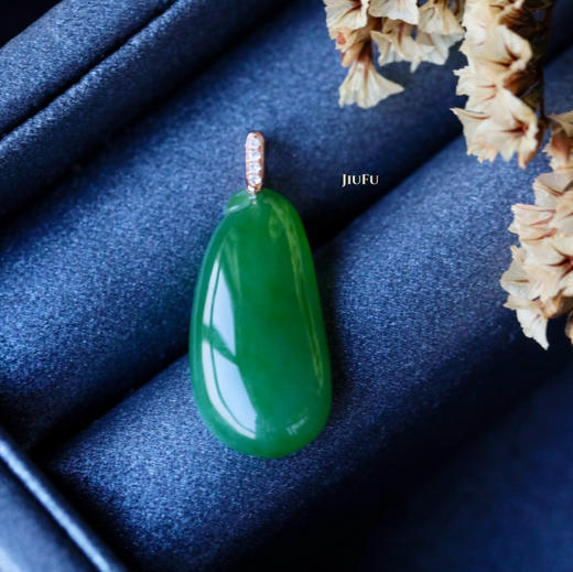 18K玫瑰金和田玉（碧玉）镶钻吊坠--福瓜/单面福瓜10*20-12*25mm/菠菜绿 商品图4