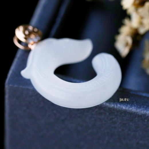 18K玫瑰金和田玉（白玉）镶钻吊坠--仿古红山玉龙20*23mm 商品图2