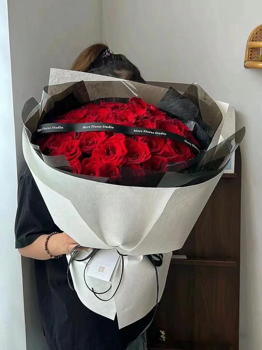 我的爱只留给你----33支玫瑰花束十选一 商品图9