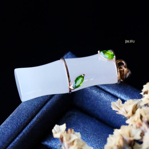 18K玫瑰金和田玉（白玉）吊坠--翠竹/竹节25*9mm 商品图3
