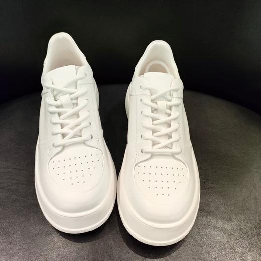 LFGJ凌介女鞋  16401  时尚百搭厚底小白鞋 商品图1