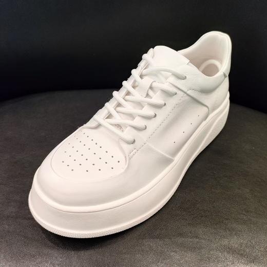 LFGJ凌介女鞋  16401  时尚百搭厚底小白鞋 商品图0