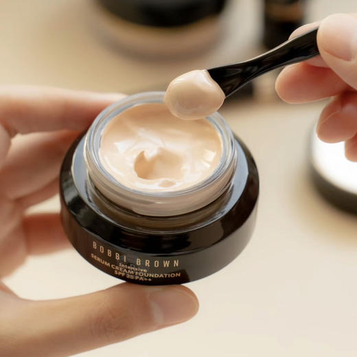 美国 BOBBIBROWN芭比波朗 滋润养肤虫草粉霜 粉底液 30ml 商品图6