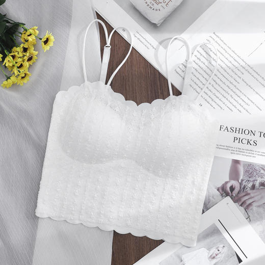 【2件/49元 又甜又撩的蕾丝Bra】提花蕾丝可调节美背 一体式无痕裹胸内衣 女士抹胸运动吊带背心 防走光外穿 商品图5