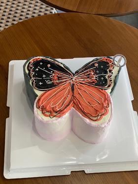 异形蝴蝶蛋糕