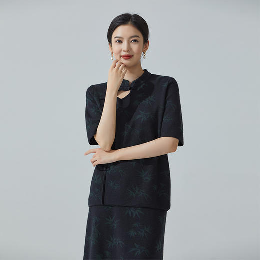 东黎 • 丝绒款新中式女士针织精纺斜襟复古中国风提花短袖 3546 商品图0