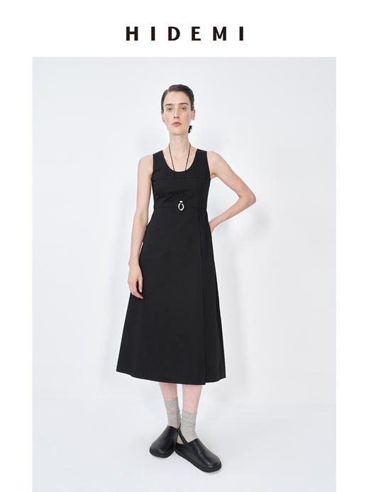 HIDEMI极简收腰显瘦设计感圆领背心连衣裙 黑色/米白色 商品图10