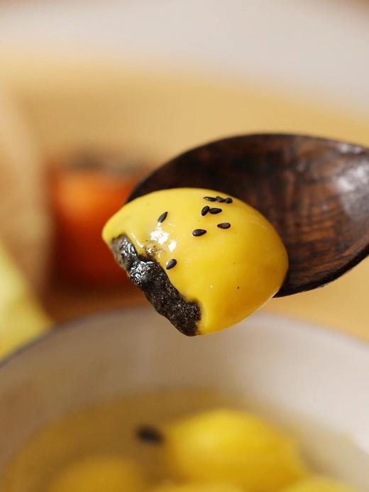 3袋装❗️山姆、盒马、OLE、COSTCO在售！百年老字号！【缸鸭狗大汤圆/元气小汤圆】外皮软糯有嚼劲，内馅细腻香甜，独有的桂花醇香，老底子的宁波味道！ 商品图3