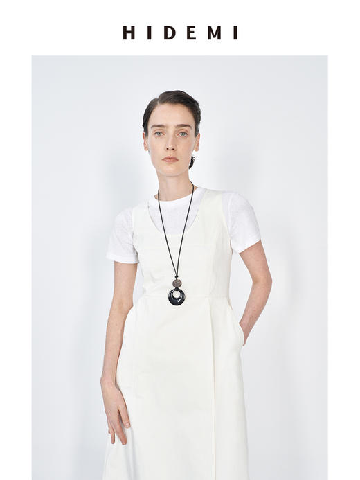 HIDEMI极简收腰显瘦设计感圆领背心连衣裙 黑色/米白色 商品图1