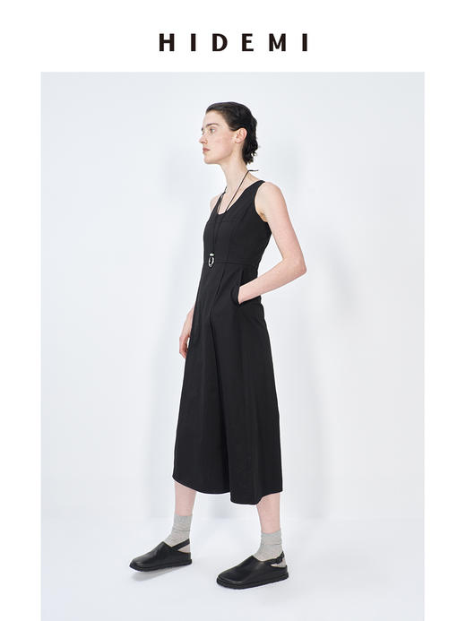 HIDEMI极简收腰显瘦设计感圆领背心连衣裙 黑色/米白色 商品图3