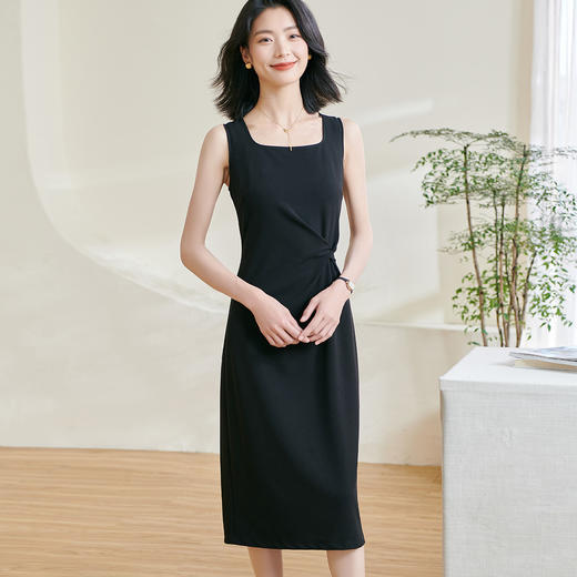 米思阳2026春季新款简约气质搭配连衣裙收腰褶皱弹力修身小黑裙背心裙0209 商品图7