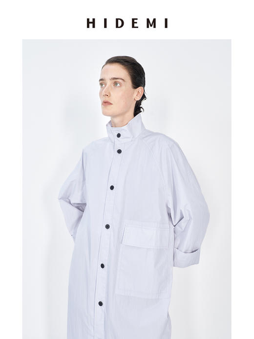 HIDEMI 极简微褶皱立领设计感宽松大廓形薄款多穿式长风衣 商品图7
