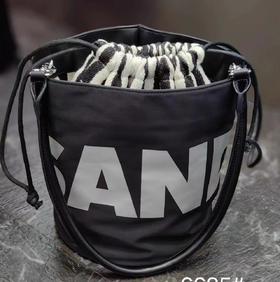 MZ字母印花束口桶包30920
 秋季 065853281617