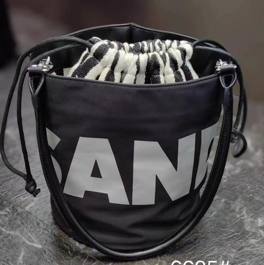 MZ字母印花束口桶包30920
 秋季 065853281617 商品图0