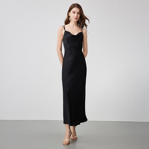 EITIE爱特爱夏季新款显瘦洋气吊带连衣裙7407102 商品图8