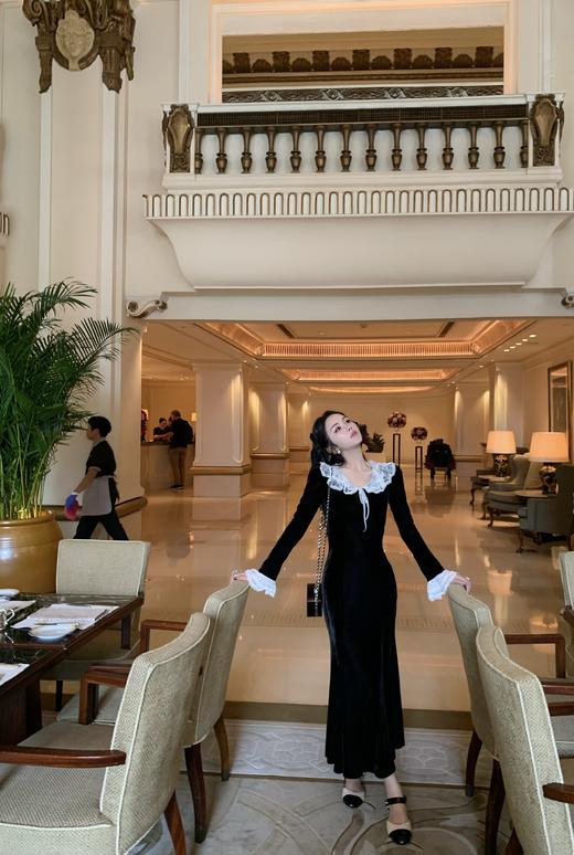 Read Nameless /初春蕾丝拼接丝绒连衣裙 商品图4