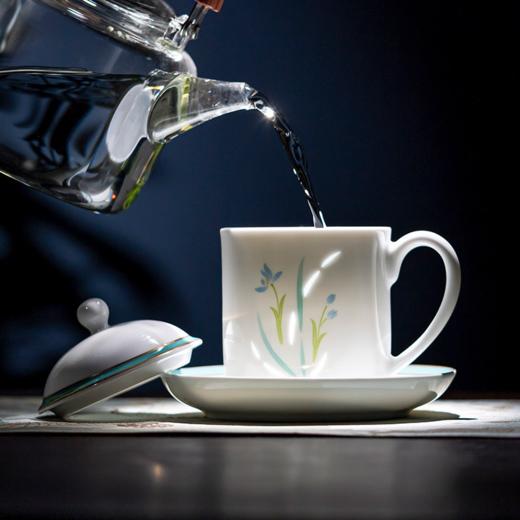 富玉 景德镇玲珑陶瓷茶杯春妍水杯大容量 带盖茶杯办公杯 商品图2