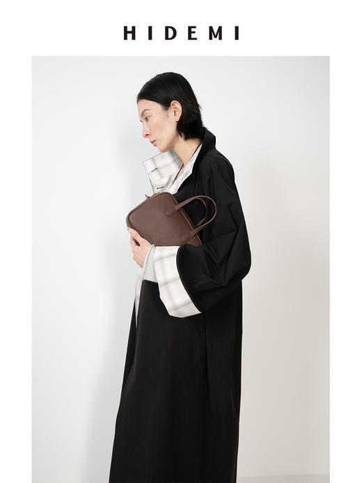 HIDEMI 黑色简约格纹拼接翻领长风衣 商品图11