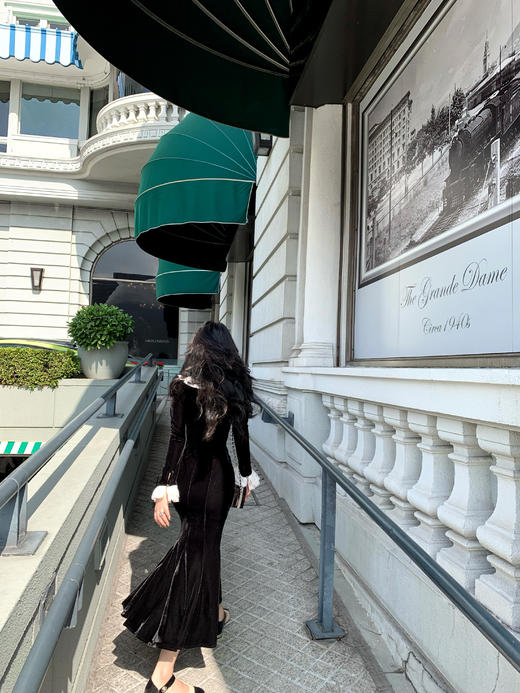 Read Nameless /初春蕾丝拼接丝绒连衣裙 商品图6