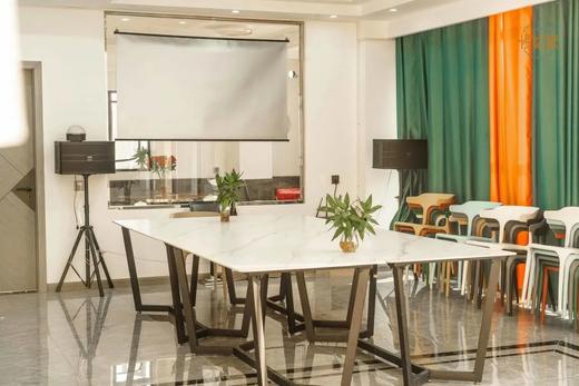 恩施慢姑娘军红别墅轰趴 商品图0